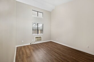3707 Squaw Valley Dr SW, Unit d in Huntsville, AL - Foto de edificio - Building Photo