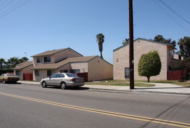 1709-1749 E 16th St in National City, CA - Building Photo - Building Photo