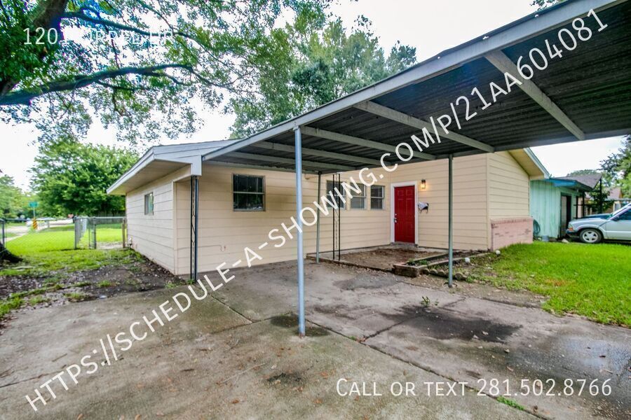 1201 Orrel Dr in Pasadena, TX - Building Photo