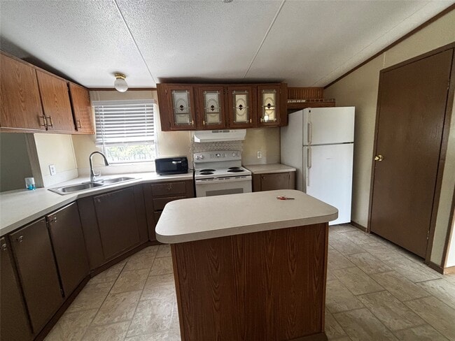 508 Smith Hill Rd in Huntsville, TX - Foto de edificio - Building Photo