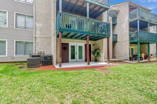 3575 Oakvale Rd, Unit 411 in Decatur, GA - Building Photo - Building Photo