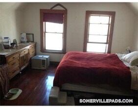 28 Whitman St in Somerville, MA - Building Photo - Building Photo