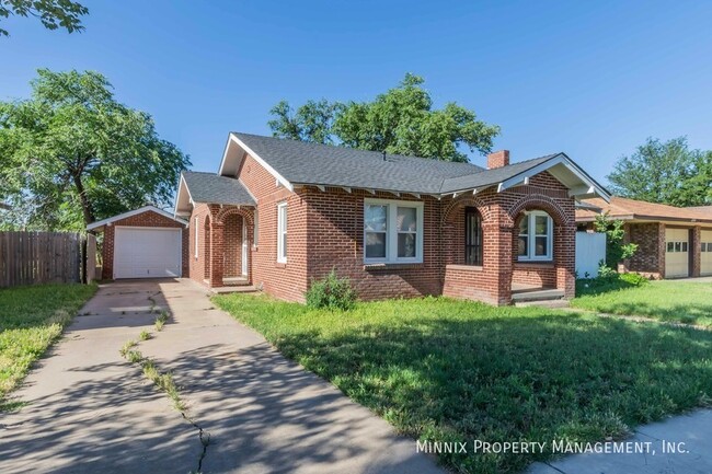 1808 7th Ave in Canyon, TX - Foto de edificio - Building Photo