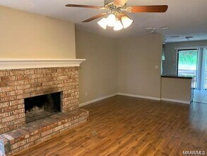 42 Glenwood Ct in Millbrook, AL - Building Photo - Building Photo