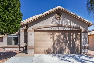 15948 W Lundberg St in Surprise, AZ - Building Photo