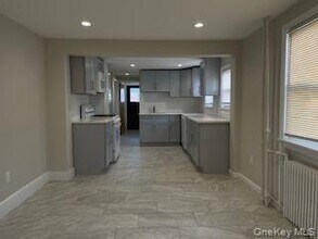 89 2nd St in New Rochelle, NY - Building Photo - Building Photo