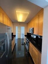 33 W Ontario St, Unit 20F in Chicago, IL - Building Photo - Building Photo