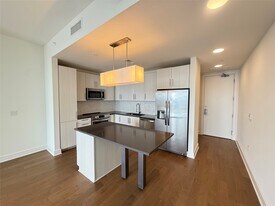 3300 Main St in Houston, TX - Building Photo