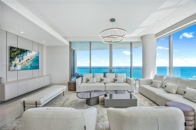 17901 Collins Ave in Sunny Isles Beach, FL - Building Photo - Building Photo