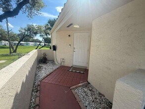 8148 NW 17th Ct in Plantation, FL - Building Photo - Building Photo