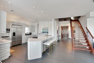 257 N Coconut Ln in Miami Beach, FL - Building Photo - Building Photo