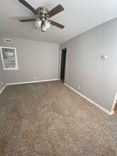 2673 Elsinore St in Atlanta, GA - Building Photo - Building Photo