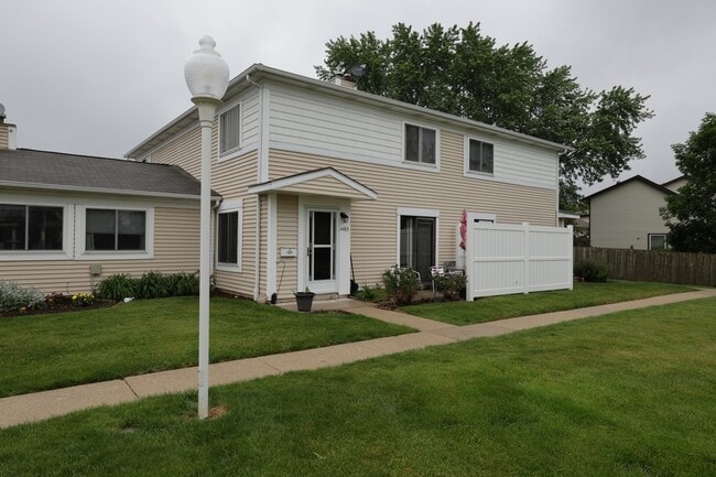 property at 1483 Cornell Ct