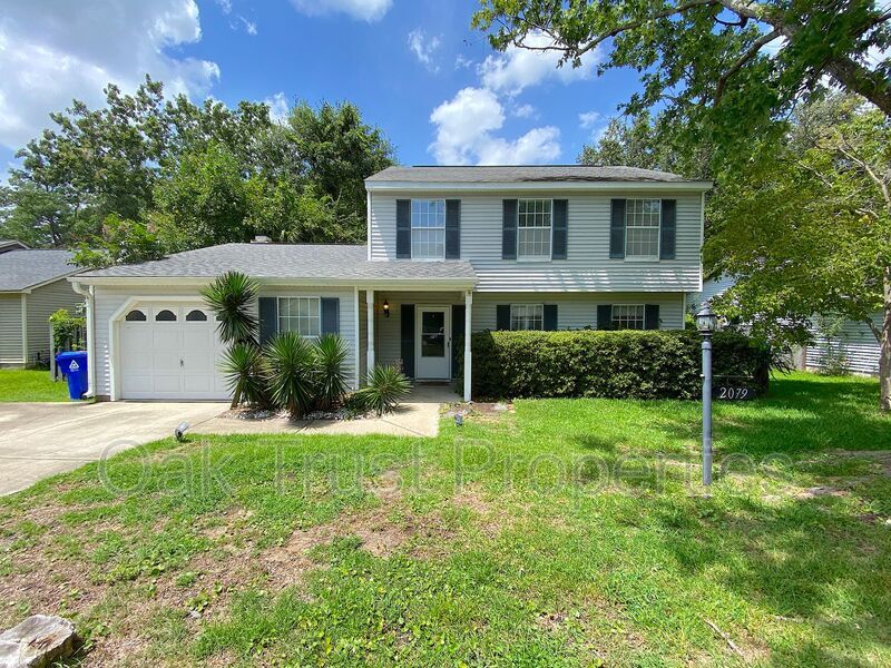 2079 Presidio Dr in Mount Pleasant, SC - Building Photo