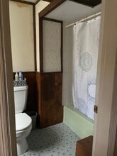 38 Rennert Ln in Bardonia, NY - Building Photo - Building Photo