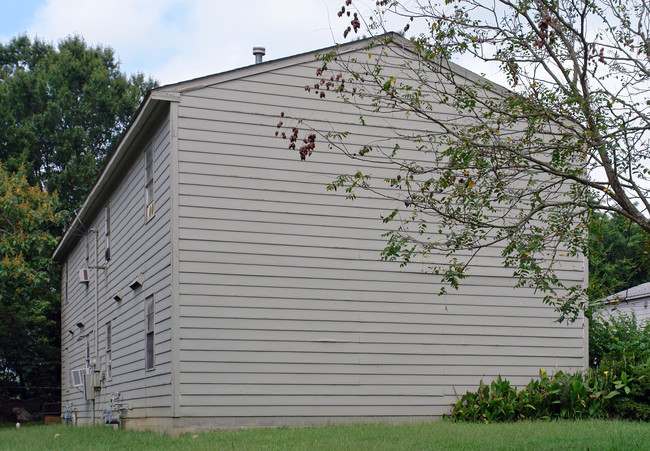 1450 Sawyer Rd in Raleigh, NC - Building Photo - Building Photo