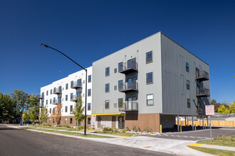 The Betty Apartments in Boise, ID - Foto de edificio - Building Photo