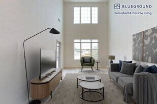 1700 E 5th St in Huntington Station, NY - Building Photo