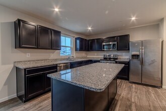 115 Shiningfield Ct in Middle River, MD - Building Photo - Building Photo