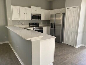 9048 St Andrews Way in Mount Dora, FL - Building Photo - Building Photo