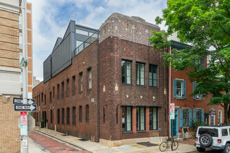 207 S 24th St in Philadelphia, PA - Building Photo - Building Photo