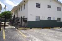 138 W 12th St in Hialeah, FL - Building Photo - Building Photo