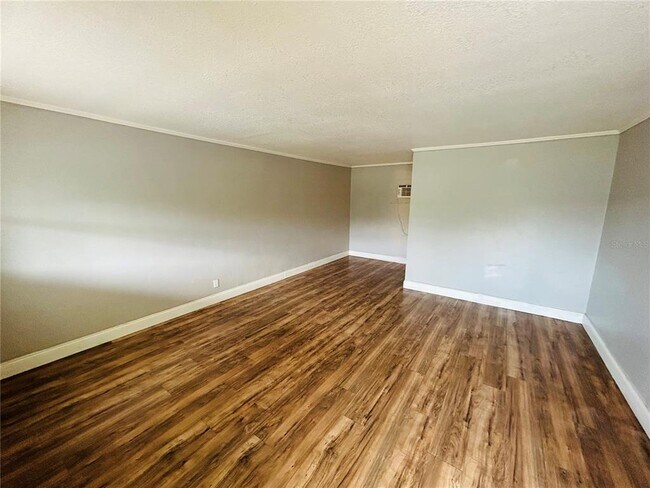 553597 US-1, Unit Unit 12 in Hilliard, FL - Building Photo - Building Photo
