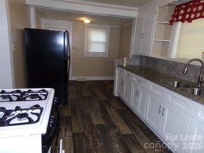 729 Spruce St in Mooresville, NC - Building Photo - Building Photo