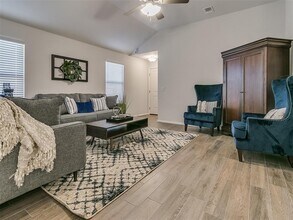 2429 Northcreek Ln in Oklahoma City, OK - Building Photo - Building Photo