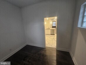 423 N 52nd St in Philadelphia, PA - Building Photo - Building Photo