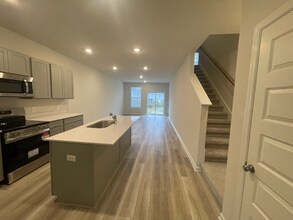 1720 Manuka Ln in Columbia, TN - Building Photo - Building Photo