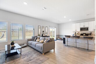 1711 Cody Clf in San Antonio, TX - Building Photo - Building Photo