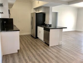 230 SW 117th Terrace in Pembroke Pines, FL - Building Photo - Building Photo