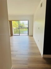 1101 SW 122nd Ave in Miami, FL - Building Photo - Building Photo