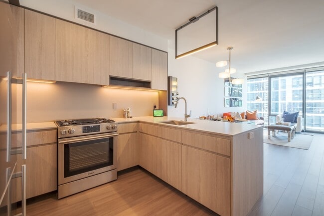 property at 1201 S Michigan Ave