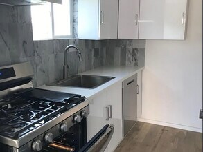 1819 N Alvarado St in Los Angeles, CA - Building Photo - Building Photo