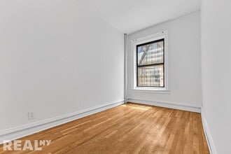 142 S 9th St in Brooklyn, NY - Building Photo - Building Photo