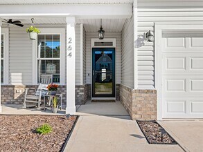 264 E Red Head Cir in Sneads Ferry, NC - Building Photo - Building Photo