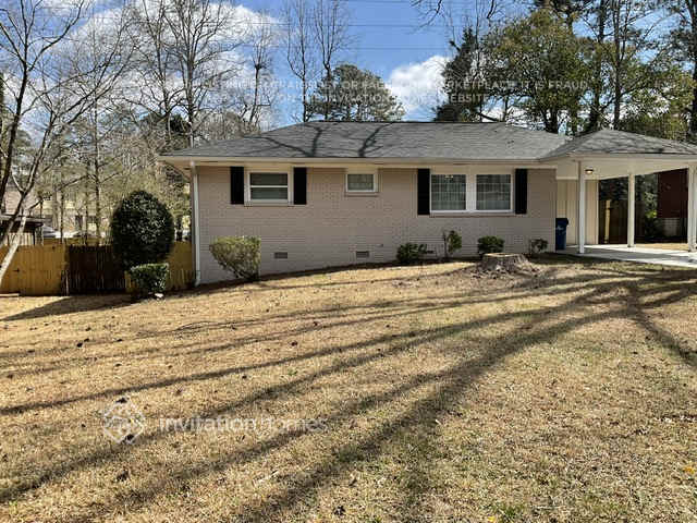 property at 2716 Lancaster Dr