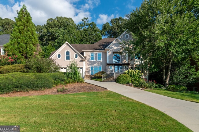 3850 Glenhurst Dr in Smyrna, GA - Foto de edificio - Building Photo