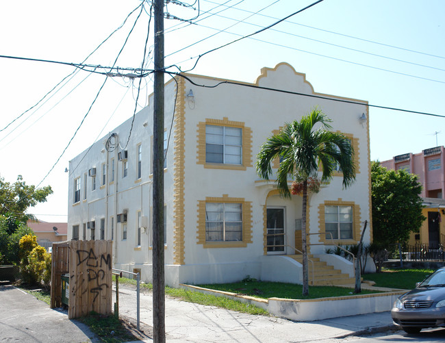 1620 NW 3rd St in Miami, FL - Building Photo - Building Photo