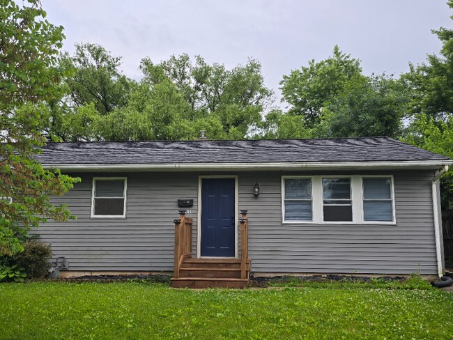 4711 Crescent Rd in Madison, WI - Building Photo - Building Photo