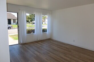 1720 Orinda Ct in Thousand Oaks, CA - Building Photo - Building Photo