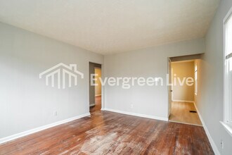 3081 Grasmere Ave in Columbus, OH - Building Photo - Building Photo