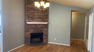767 W Van Gogh Pl in Fayetteville, AR - Building Photo - Building Photo