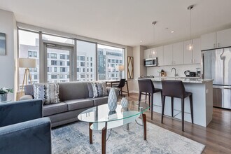 5 Fan Pier Boulevard in Boston, MA - Building Photo - Building Photo