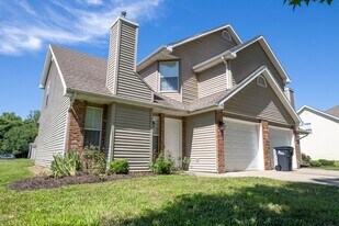 4401-4403-4403 Cheryl Ct in Columbia, MO - Building Photo