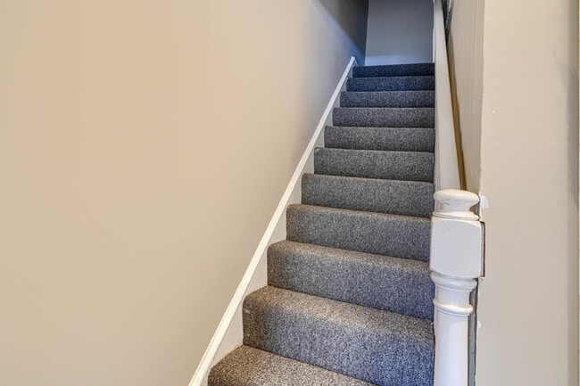 4243 Shamrock Ave in Baltimore, MD - Foto de edificio - Building Photo