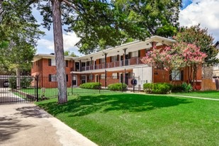 4603 Junius St Apartamentos