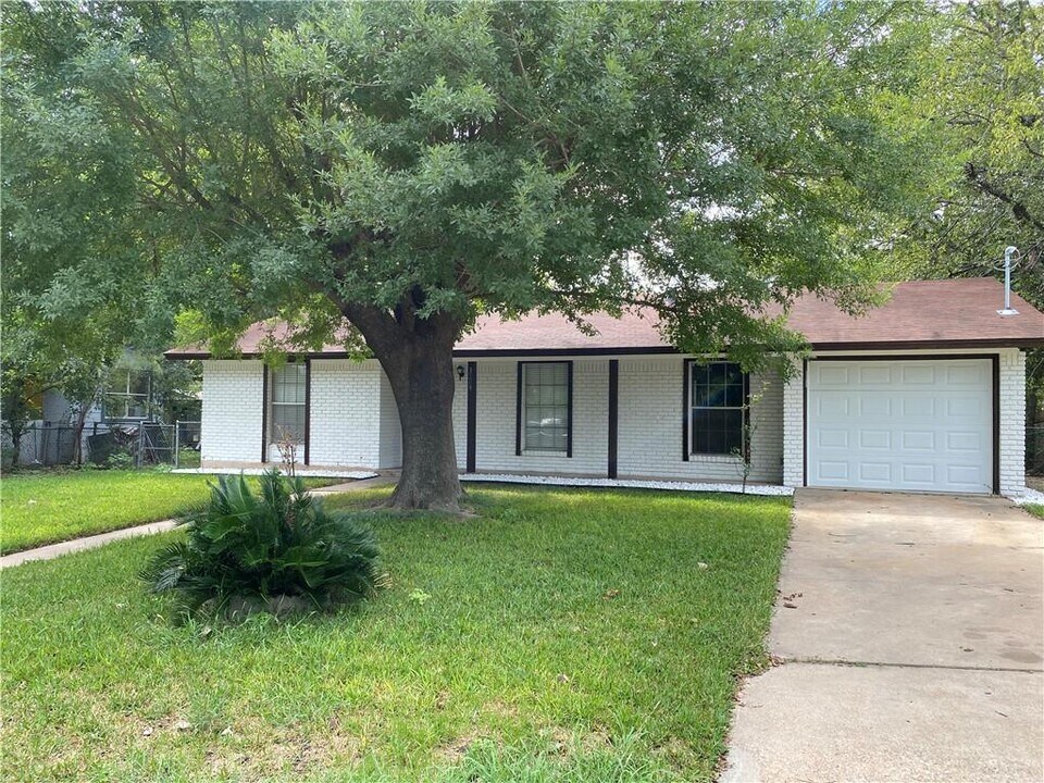 3209 Carol Ann Dr in Austin, TX - Building Photo